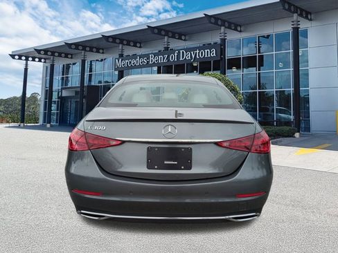 Used 2025 Mercedes-Benz C 300 Sedan image 5