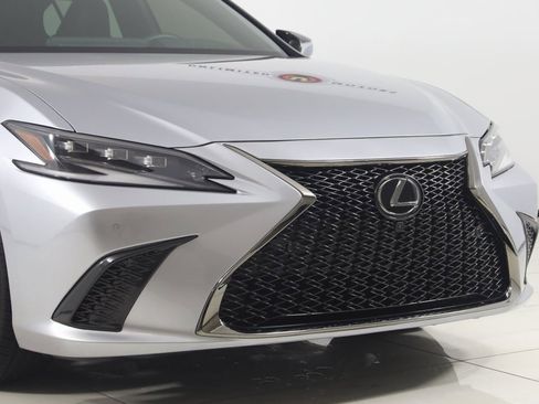 Used 2024 Lexus ES 300h F Sport w/ Accessory Package (Z2) image 43