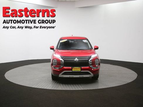 Used 2023 Mitsubishi Outlander SE image 51