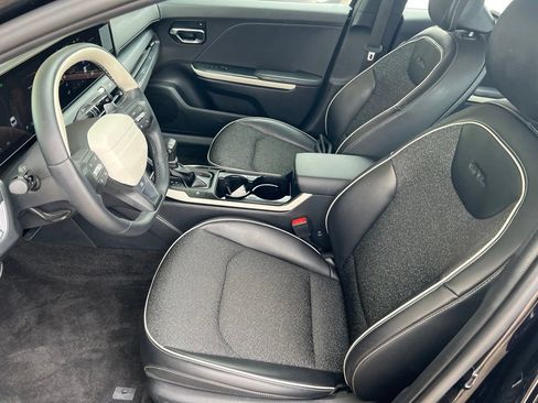 Certified 2025 Kia K4 GT-Line FWD image 4