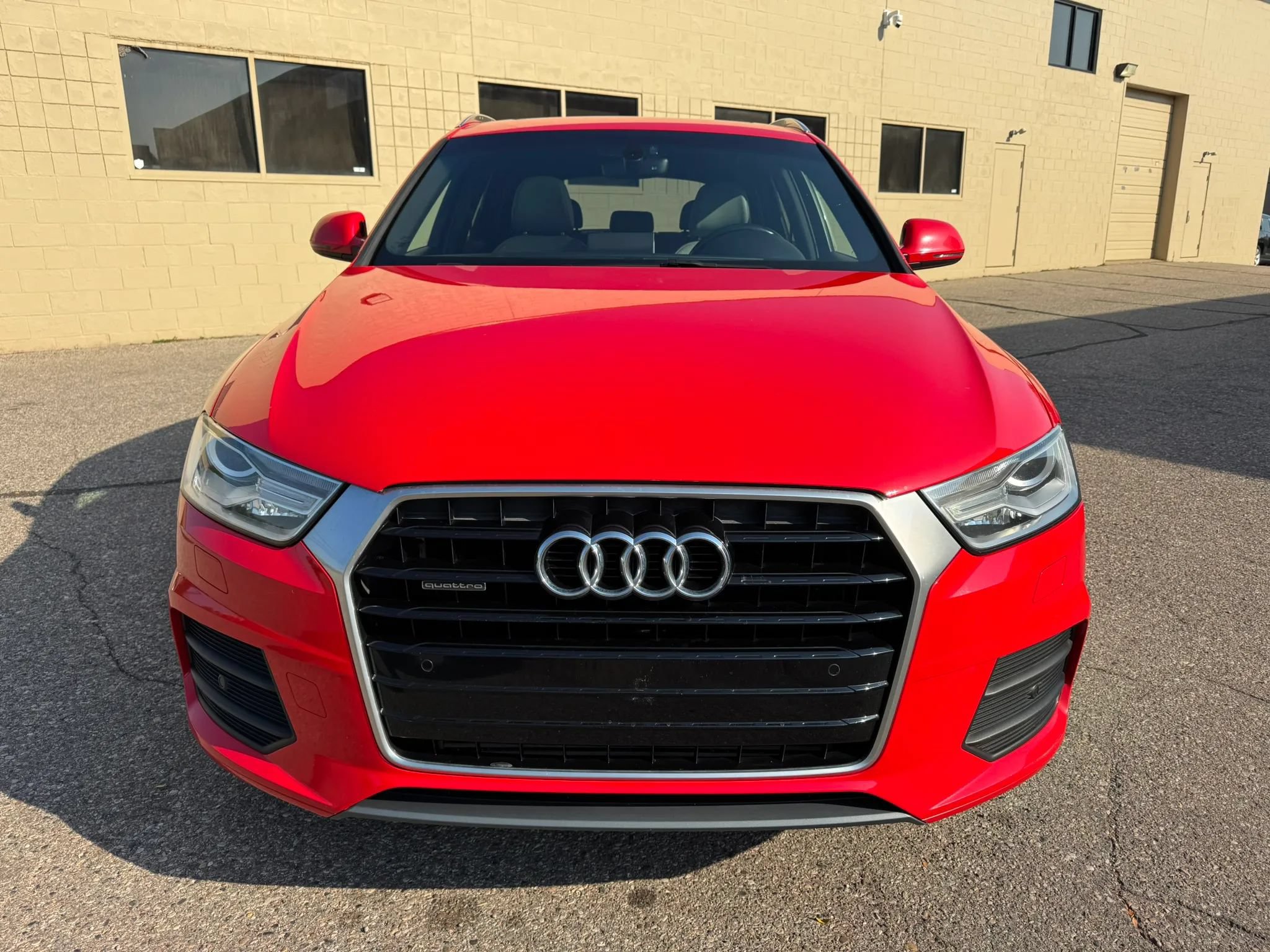Used 2016 Audi Q3 2.0T Premium Plus w/ Technology Package AWD/4WD image 2