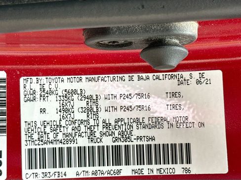 Used 2021 Toyota Tacoma SR image 30