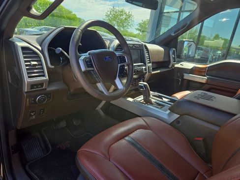 Used 2019 Ford F150 King Ranch w/ Equipment Group 601A Luxury AWD/4WD image 48