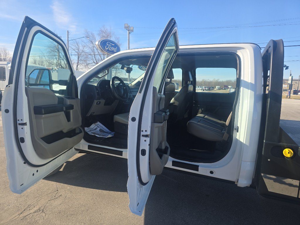 Used 2017 Ford F250 XL w/ Power Equipment Group AWD/4WD image 14