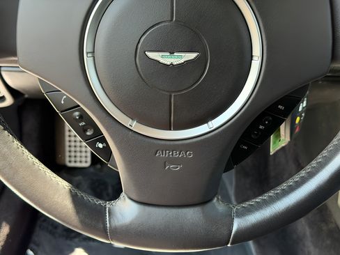 Used 2006 Aston Martin DB9 Volante RWD image 35