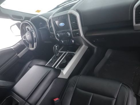 Used 2018 Ford F150 Lariat w/ Equipment Group 502A Luxury AWD/4WD image 32