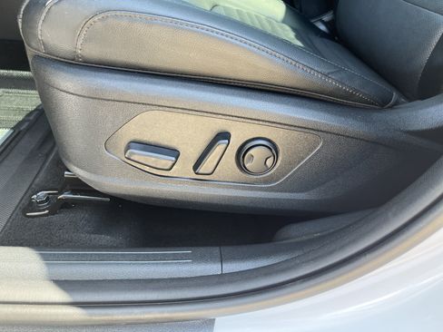 Used 2024 Kia Sportage SX FWD image 25