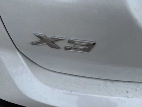 Used 2022 BMW X3 xDrive30i w/ M Sport Package 2 AWD/4WD image 8