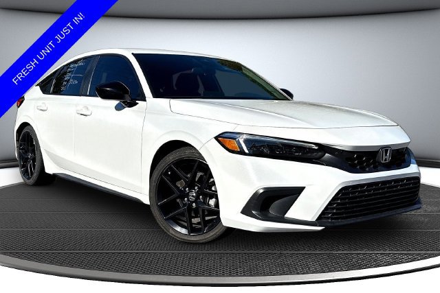 Used 2023 Honda Civic Sport image 3