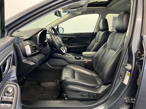 Used 2020 Subaru Outback Limited w/ Popular Package #2 image 4