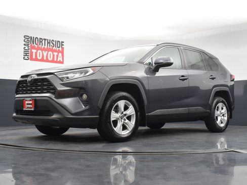 Used 2021 Toyota RAV4 XLE AWD/4WD image 30