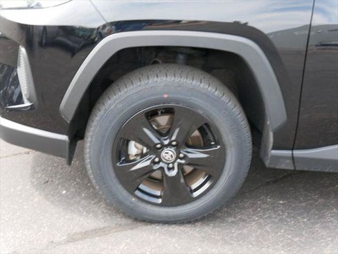 Certified 2025 Toyota RAV4 XLE AWD/4WD image 8
