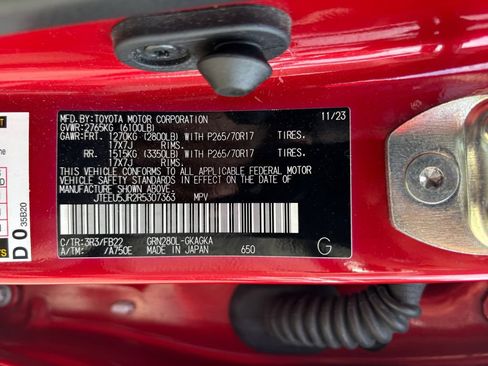 Used 2024 Toyota 4Runner SR5 RWD image 30
