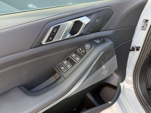 New 2026 BMW X5 xDrive40i AWD/4WD image 22
