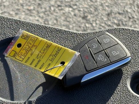 Used 2023 Chevrolet Silverado 1500 LTZ image 25