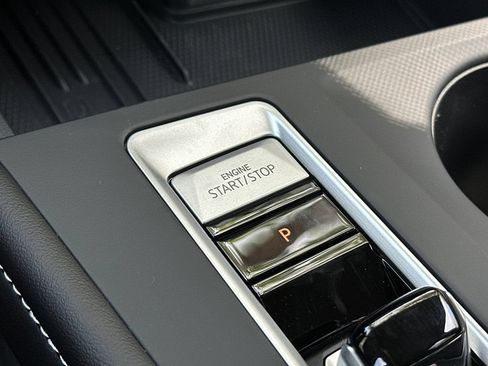 New 2026 Volkswagen Atlas SE FWD image 23