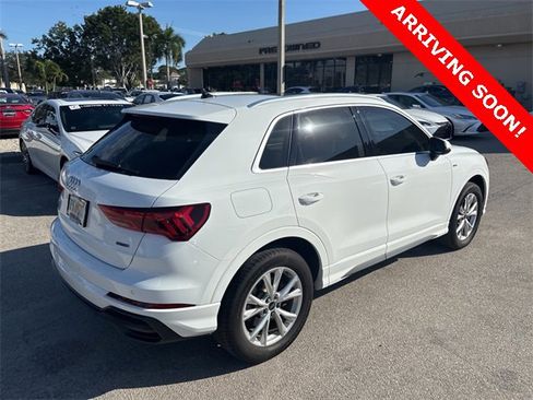 Used 2021 Audi Q3 2.0T Premium w/ Convenience Package image 19