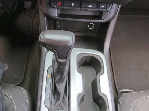 Used 2016 Chevrolet Colorado LT w/ LT Convenience Package RWD image 18