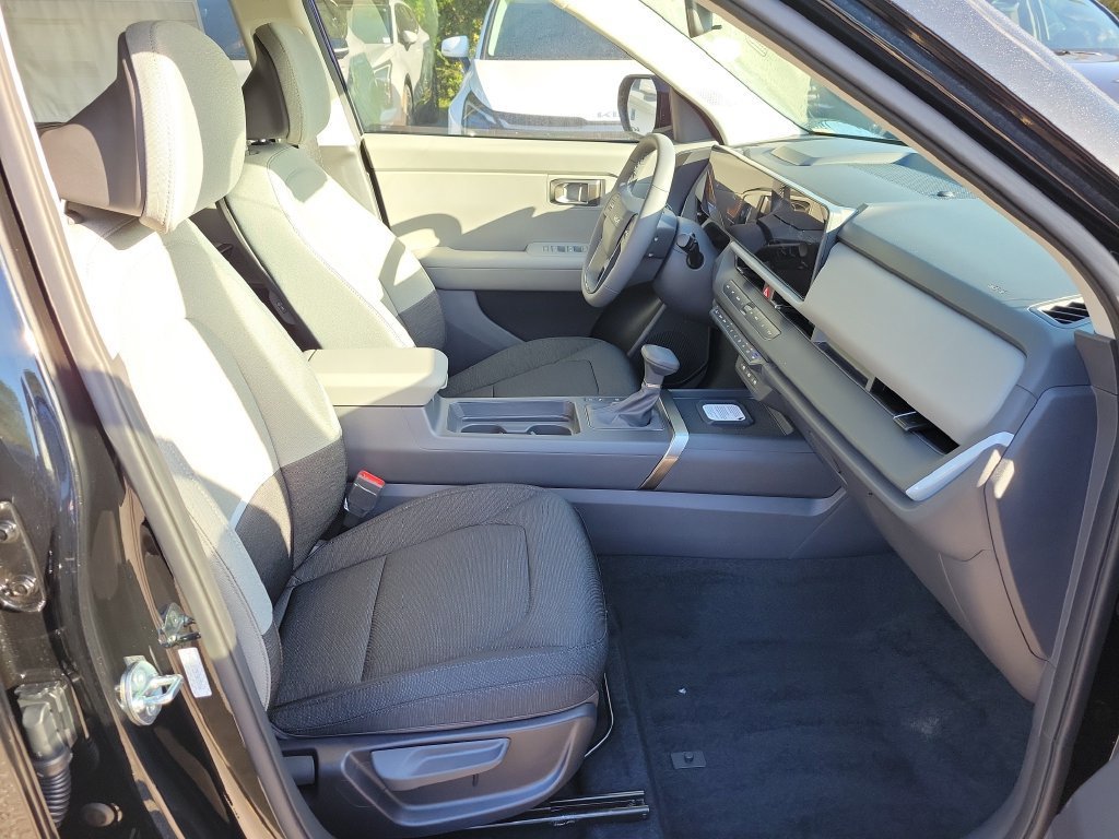 New 2027 Kia Seltos S FWD image 5
