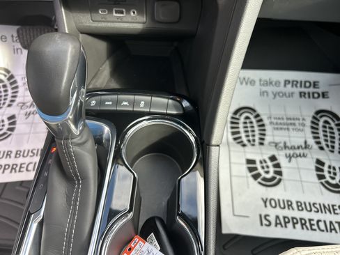 Used 2022 Buick Encore GX Essence w/ Advanced Technology Package AWD/4WD image 23