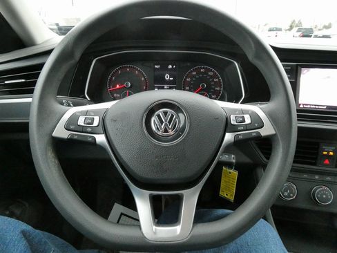 Used 2021 Volkswagen Jetta S image 27