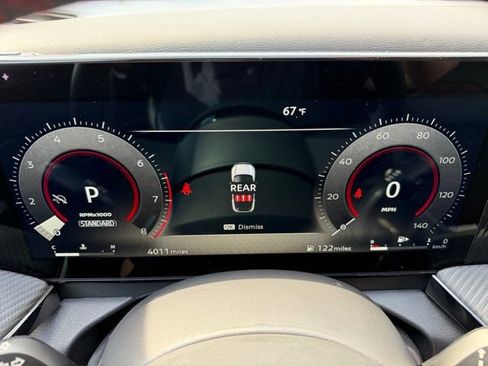 Used 2025 Nissan Kicks SR image 18