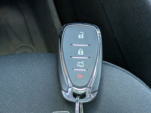 Used 2021 Chevrolet Malibu RS FWD image 25