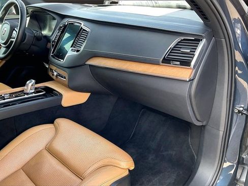 Used 2019 Volvo XC90 T8 Inscription w/ Advanced Package image 15