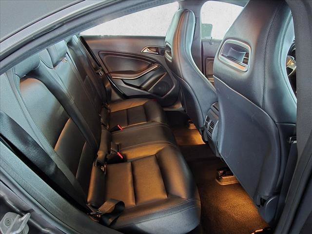 Used 2014 Mercedes-Benz CLA 250 image 19