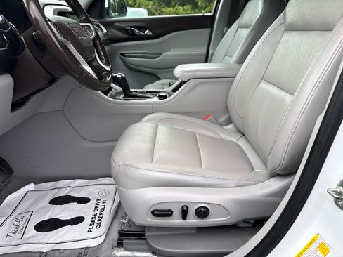 Used 2019 GMC Acadia SLT AWD/4WD image 11