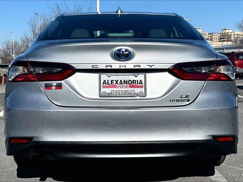 Used 2023 Toyota Camry LE image 4