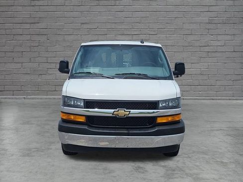 Used 2025 Chevrolet Express 2500 w/ Driver Convenience Package RWD image 8