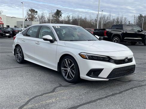 Used 2022 Honda Civic Touring image 7