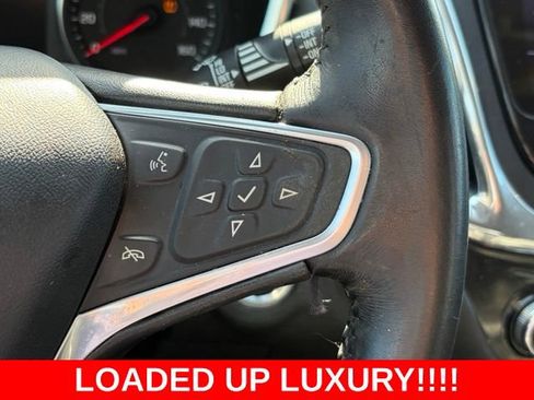 Used 2022 Chevrolet Equinox Premier FWD image 21