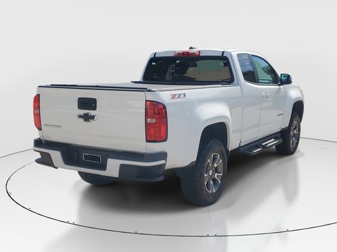 Used 2016 Chevrolet Colorado Z71 image 3