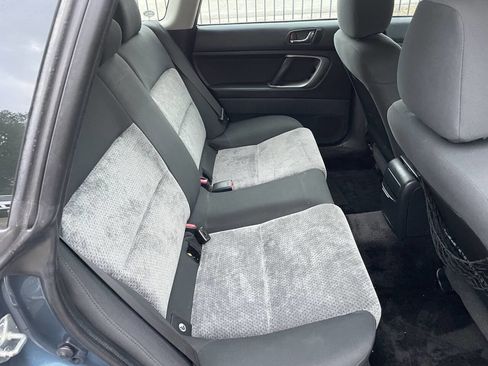 Used 2005 Subaru Outback 2.5i image 15