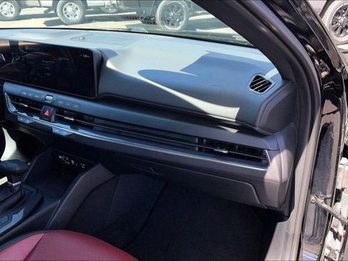 Used 2025 Kia K4 GT-Line w/ GT-Line Premium Package image 16