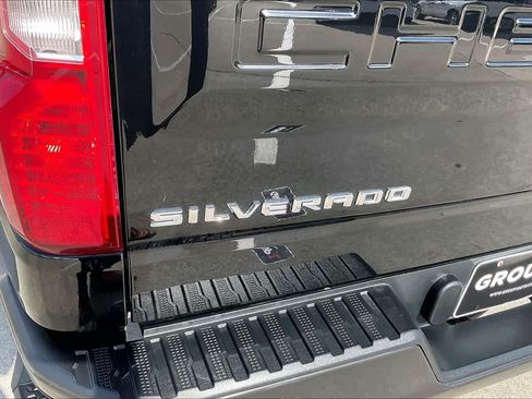 Used 2020 Chevrolet Silverado 1500 LT RWD image 28