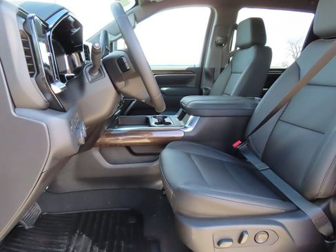 New 2026 Chevrolet Silverado 3500 LT w/ Trail Boss Package AWD/4WD image 25