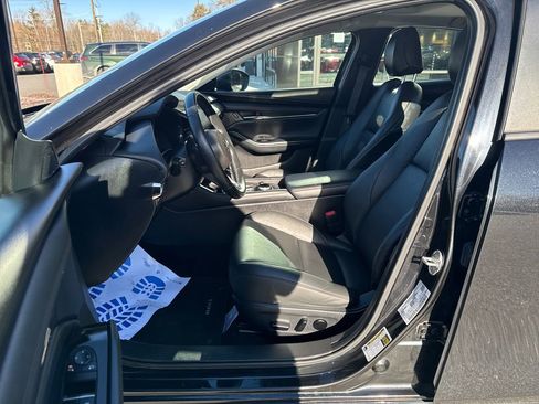 Used 2022 MAZDA MAZDA3 s image 9