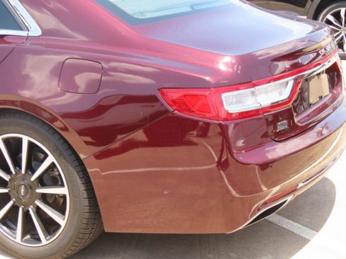 Used 2020 Lincoln Continental Reserve FWD image 12