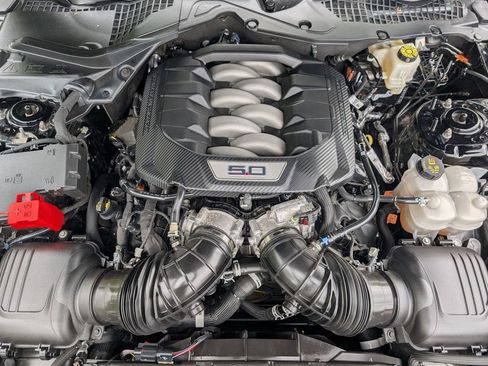 Used 2024 Ford Mustang GT RWD image 19