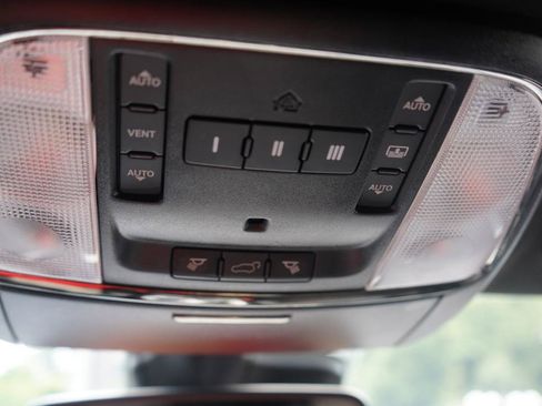 Used 2018 Jeep Grand Cherokee Trackhawk AWD/4WD image 73