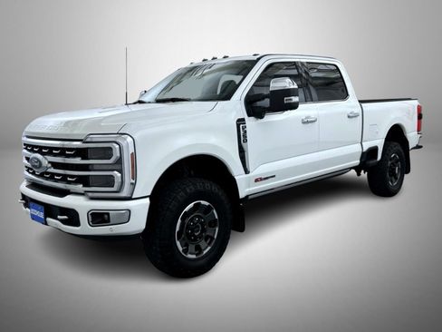 Used 2024 Ford F350 Platinum w/ Tremor Off-Road Package AWD/4WD image 1