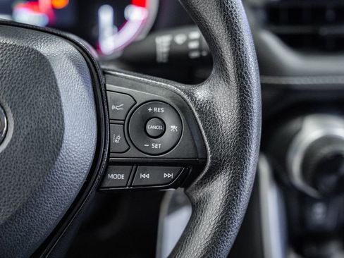 Used 2024 Toyota RAV4 LE image 22