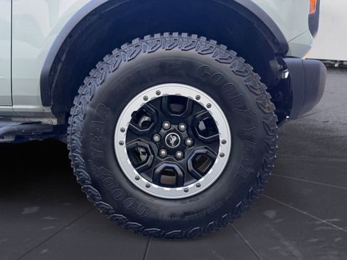 Used 2024 Ford Bronco Black Diamond w/ Sasquatch Package image 14