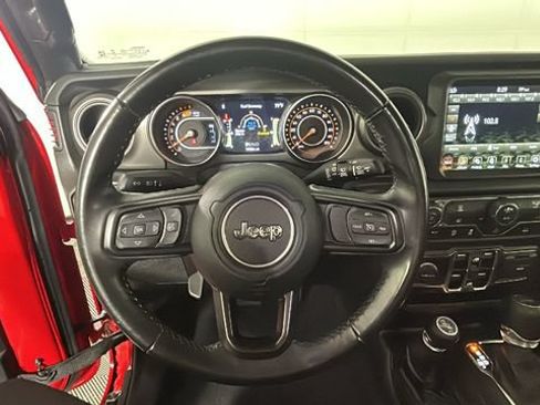 Used 2022 Jeep Wrangler Unlimited Sport AWD/4WD image 14