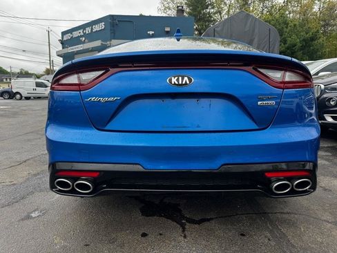 Used 2018 Kia Stinger GT1 AWD/4WD image 11
