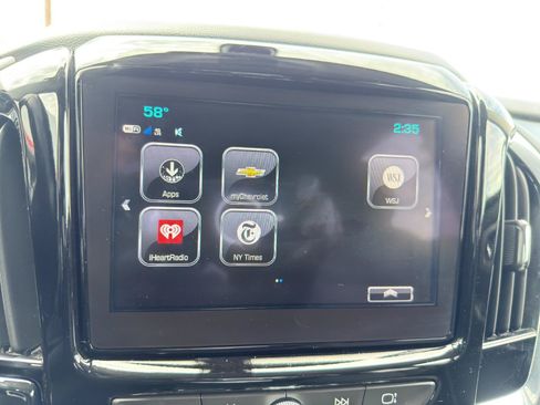 Used 2019 Chevrolet Traverse LT w/ LPO, Floor Liner Package AWD/4WD image 59