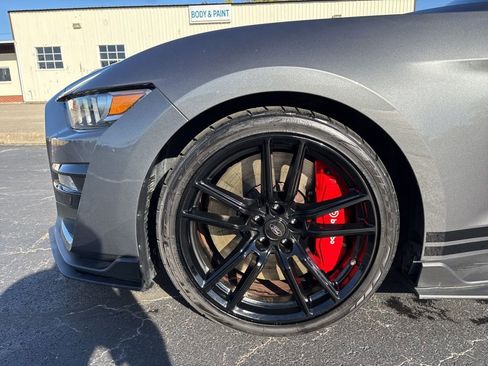 Used 2021 Ford Mustang Shelby GT500 w/ Technology Package image 9